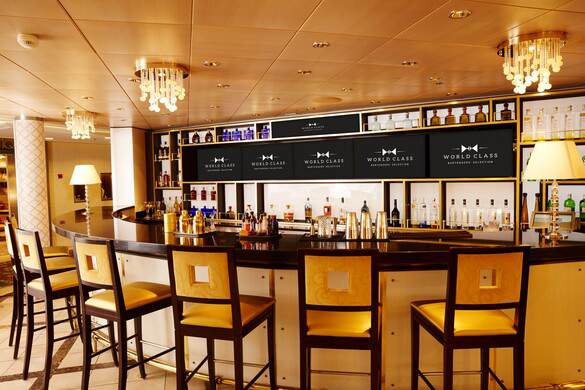 Celebrity Reflection - World Class Bar 2, ©CEL.jpg